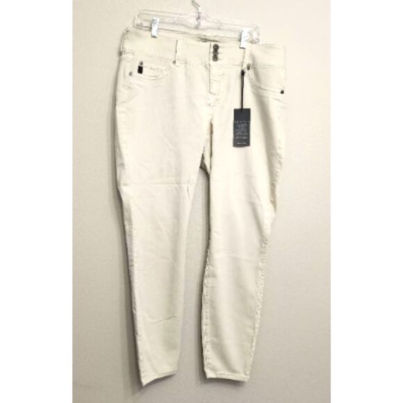 NWT TORRID Denim 16R Skinny Mid-Rise Button Zip Fly Cream Plus Jegging Jeans - Picture 4 of 12